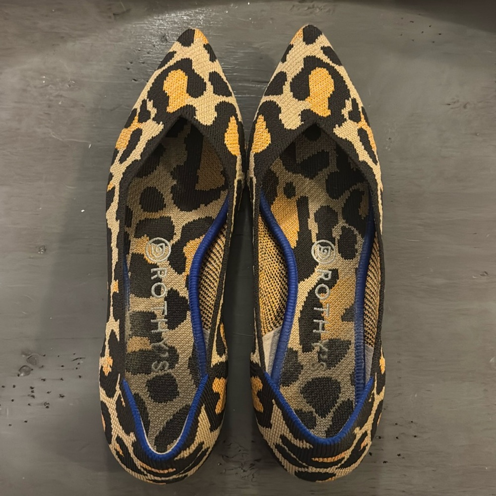 Rothy’s Big Cat Point Flats